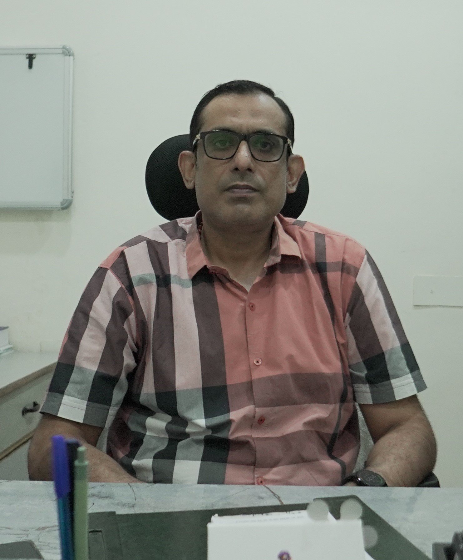 Dr. Shekhar Tiwari