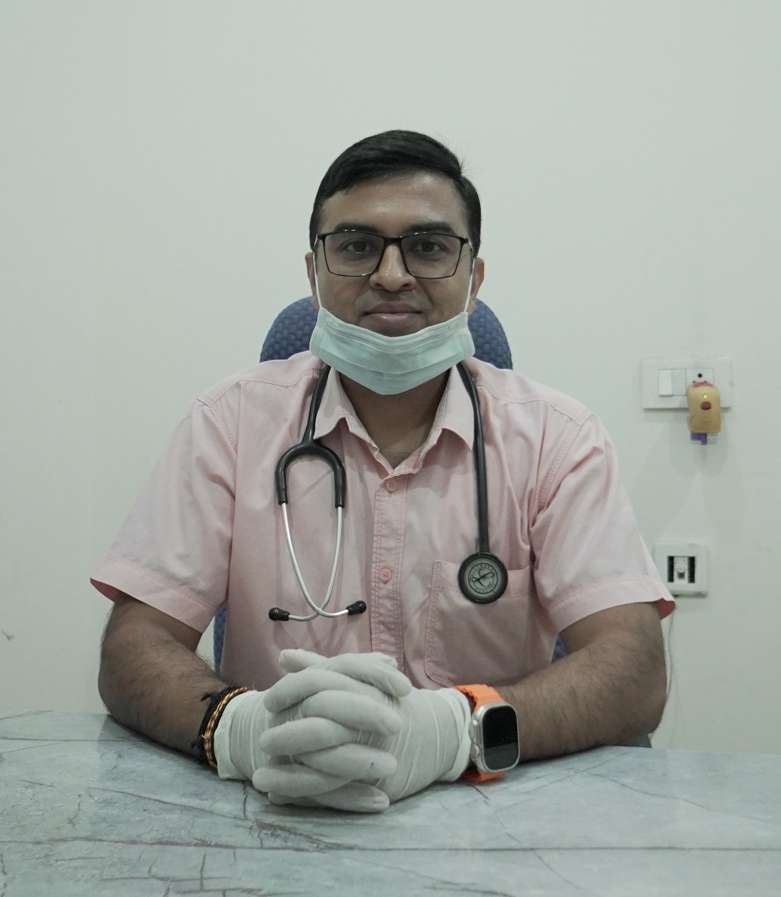 Dr. Akash Agarwal
